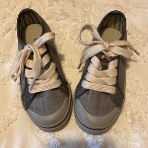 Kid’s UGG sneakers size 10